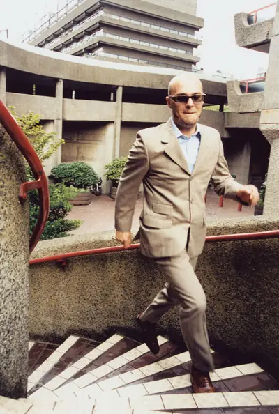 Justin Robertson - Electronic music DJ from London