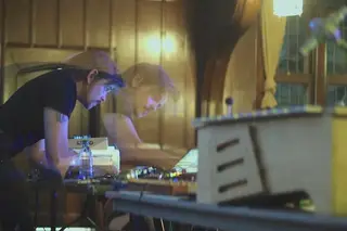 Simon Scott - Ambient DJ from Paris