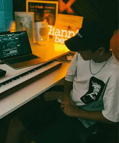 Gianni - Electronic music DJ from Cologne