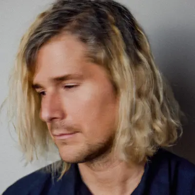 Le Youth - Electronic music DJ from London