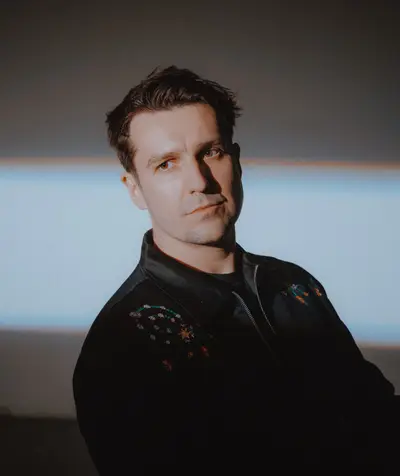 Grafix - Electronic music DJ from Paris