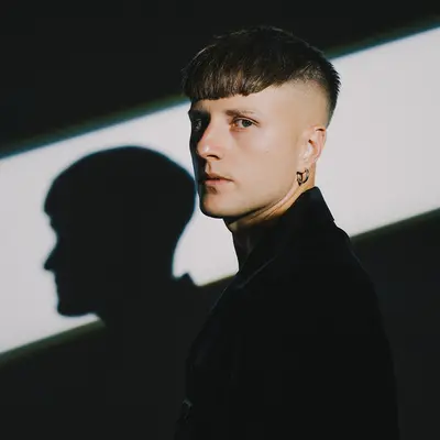 SHDW - Techno music DJ