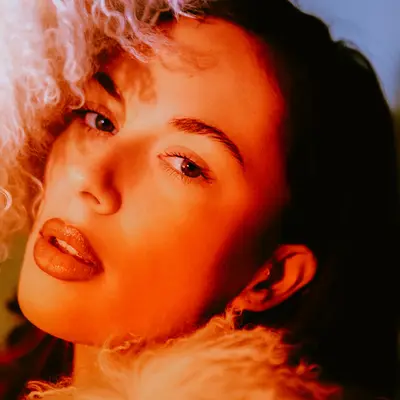 Lulah Francs - Electronic music DJ from Brussels