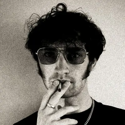 KUSS - Techno music DJ