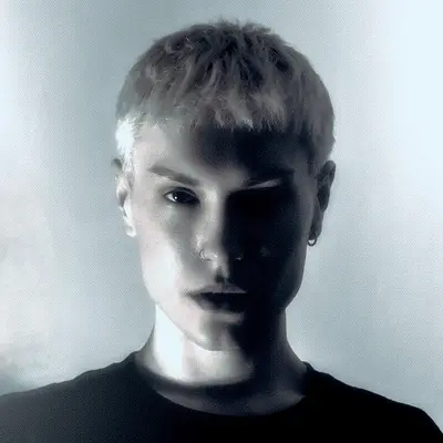 Fluid - Electronic music DJ from Vienna