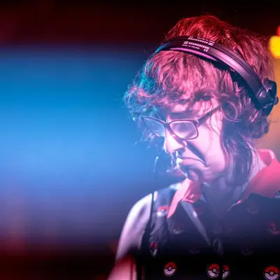 Paige Julia - Electronic music DJ from Bristol