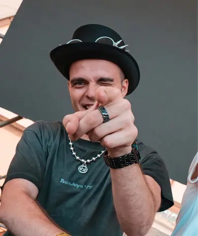 Lekkerfaces - Electronic music DJ from Miami