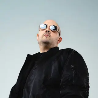 Victor Ruiz - Techno DJ from London