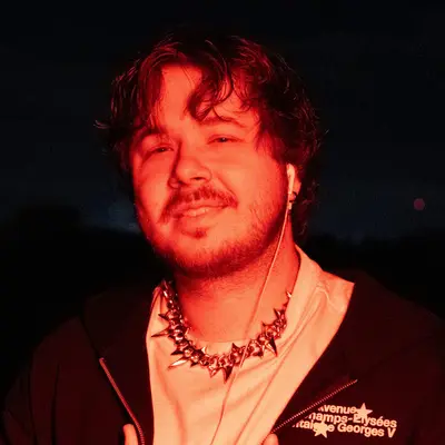 Macon - Electronic music DJ from Berlin