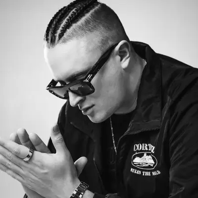 MNEEMO - Electronic music DJ from London