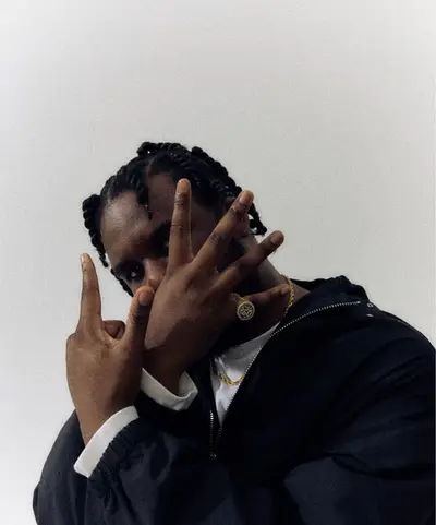 Novelist - Electronic music DJ from Amsterdam