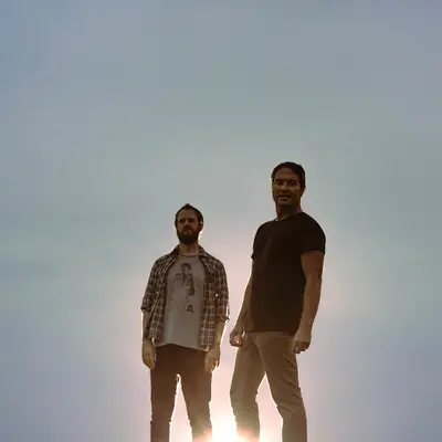 MAE - Electronic music DJ from Paris