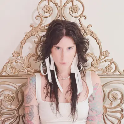 Maude Vôs - Electronic music DJ from Berlin