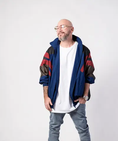 Kolombo - Electronic music DJ from All