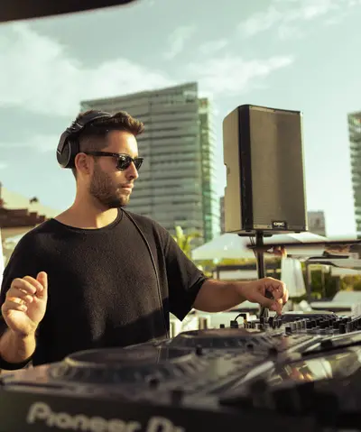 Kanedo - Electronic music DJ from Barcelona