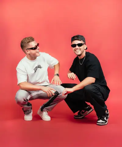 RSquared - Electronic music DJ from London