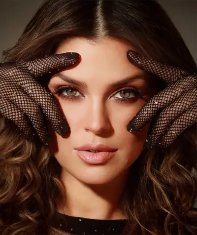 Janina - Electronic music DJ from Berlin