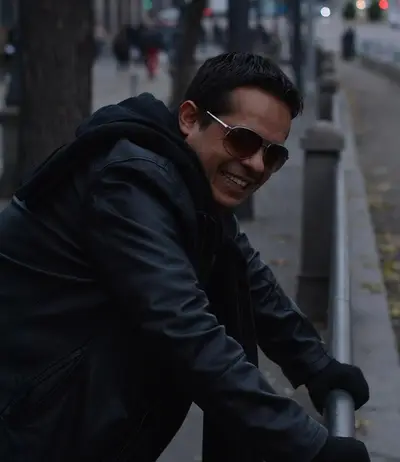 Kamilo Sanclemente - Electronic music DJ from Manchester