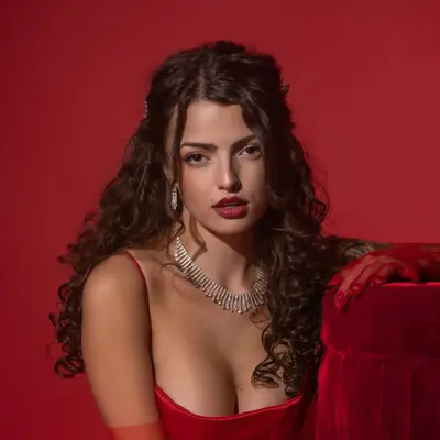 EMMALINE - Electronic music DJ