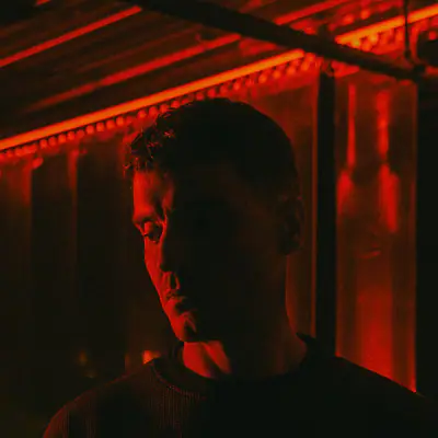 Sustance - Electronic music DJ from London