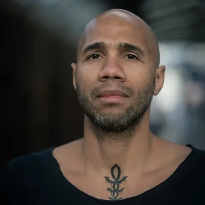 Vinicius Honorio - Electronic music DJ from Amsterdam