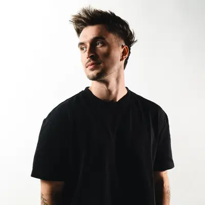 Noel Holler - Electronic music DJ from Amsterdam