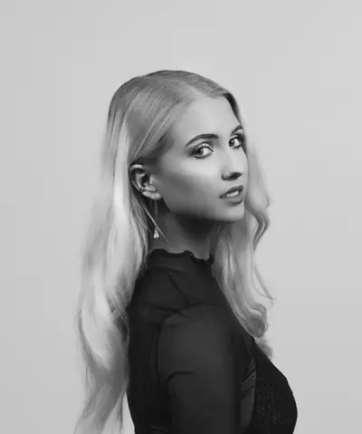 Alexandria - Electronic music DJ from Brussels