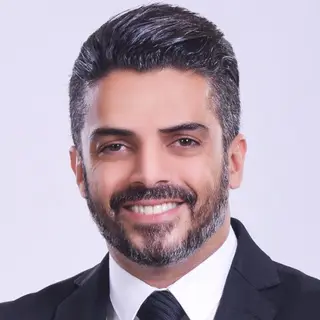 Afshin - Electronic DJ from Barcelona