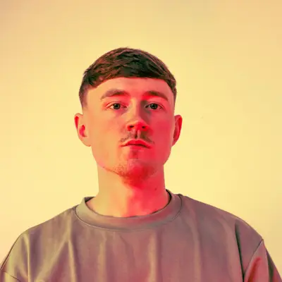 Jelsen - Electronic music DJ from London