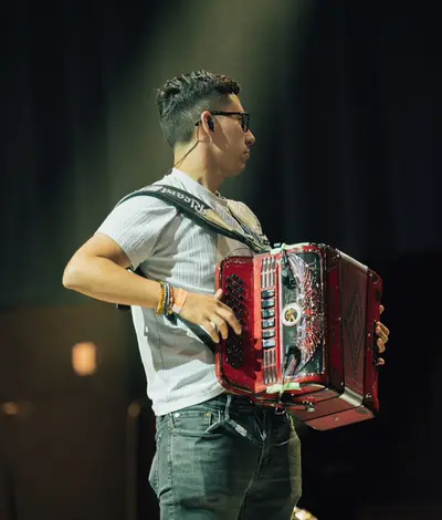 Ricardo Castro - Electronic music DJ from London