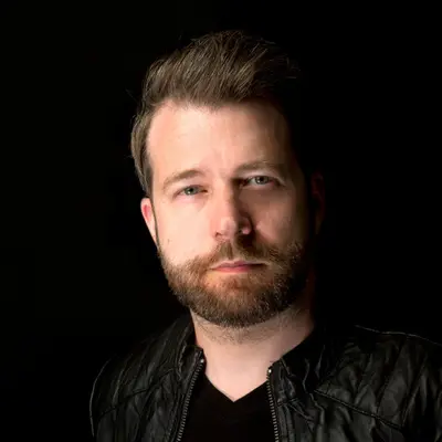 Lange - Electronic music DJ from Manchester