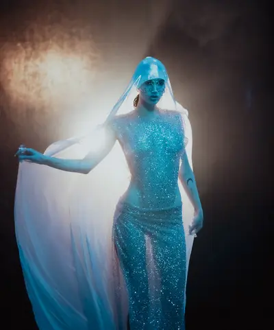 Sara Landry - Techno music DJ