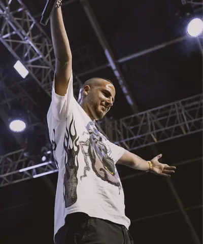 VERSVS - Electronic music DJ from Miami