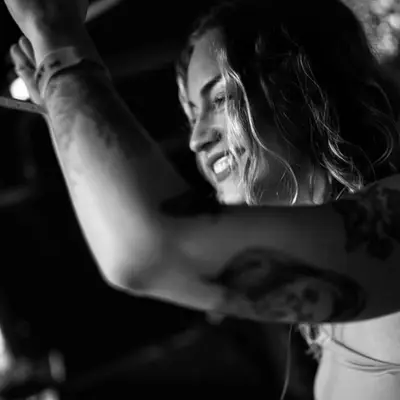 Jessie Dols - Electronic music DJ