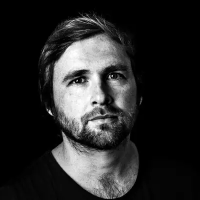 Gary Beck - Electronic music DJ from Paris