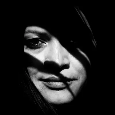 Azu Tiwaline - Techno music DJ from London