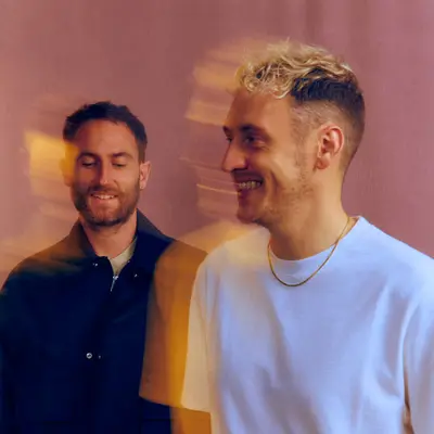 Maribou State - Electronic music DJ from All