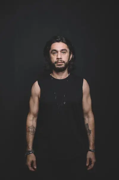 Jenia Tarsol - Electronic music DJ from Amsterdam