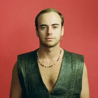 SHMLSS - techno DJ from Europe