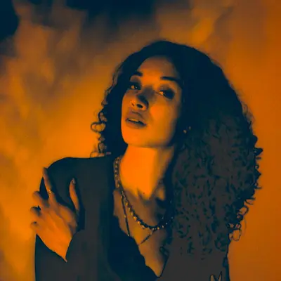 Storm Mollison - Electronic music DJ from Amsterdam