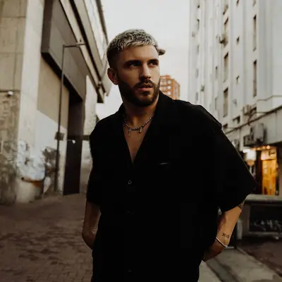 Maxi Degrassi - Electronic music DJ from Manchester