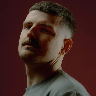 Aiden Francis - Electronic music DJ from Paris