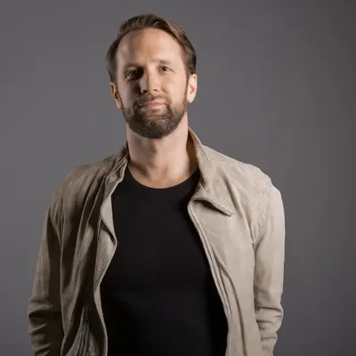 Ryan Crosson - Electronic music DJ from Detroit