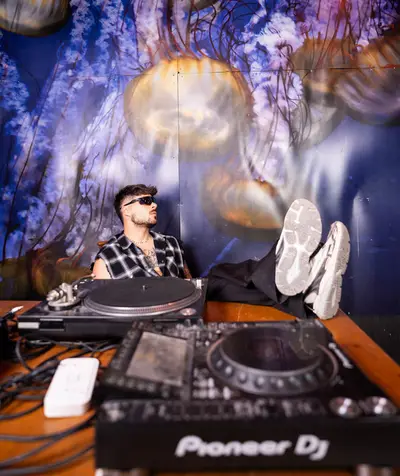 Sante Sansone - Electronic music DJ from Miami