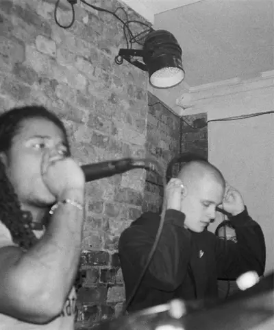 Napes - Electronic music DJ from Paris