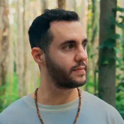 Khen - Electronic music DJ from Manchester