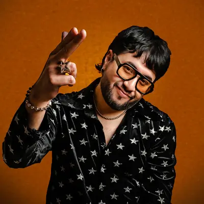 Never Dull - Electronic music DJ