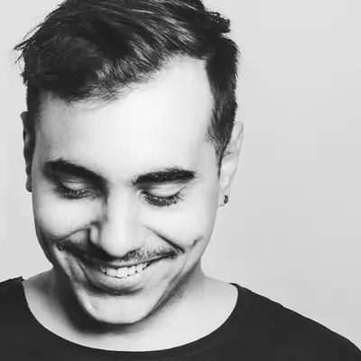 John Cosani - Electronic music DJ from Paris