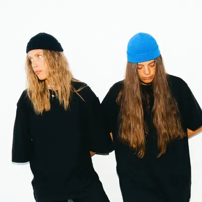 MĪMĪ x FY - Electronic music DJ from Ibiza