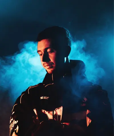 Tommy Farrow - Electronic music DJ from London